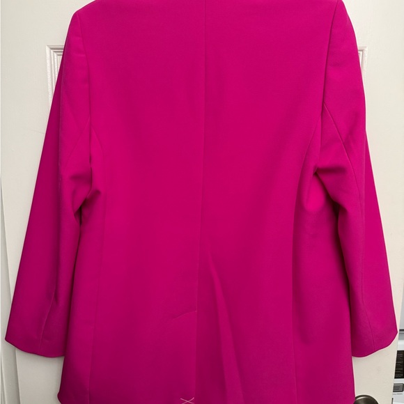 Express Studio Stretch Twill Boyfriend Blazer - Picture 4 of 10